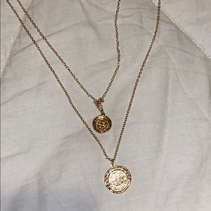 TRENDY GOLD LAYERED NECKLACE